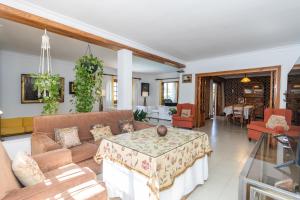 Posedenie v ubytovaní Casa El Maizal