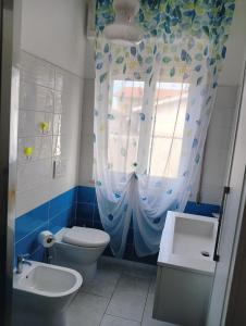 Kúpeľňa v ubytovaní La villetta di zio Claudio a Vada - 6 posti letto