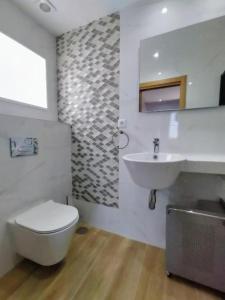 Een badkamer bij velazquez aeropuerto