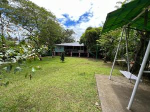马西尼古蒂The Midway Jungle Resort的相册照片