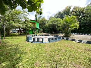 马西尼古蒂The Midway Jungle Resort的相册照片