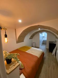 Photo de la galerie de l'établissement Suite atypique en plein centre de Pontoise, à Pontoise