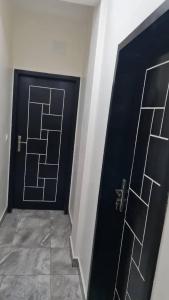杜阿拉Magnifique appartement haut standing à Kotto, calme, propre, securise avec groupe electrogene et wifi的相册照片
