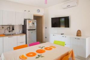 A kitchen or kitchenette at A Casa di Giovanni