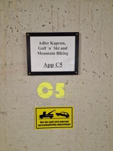 Certyfikat, podpis lub inny dokument wystawiony w obiekcie Adler Kaprun, Golf 'n' Ski and Mountain Biking.