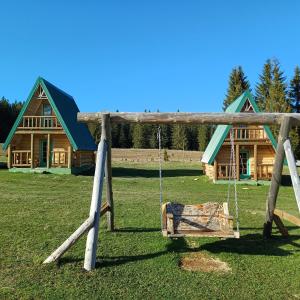 Vaikų žaidimų erdvė apgyvendinimo įstaigoje Etno WILLAGE Uskoci