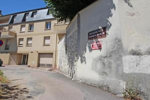 Budova, v ktorej sa apartmán nachádza