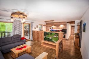 Kuchyňa alebo kuchynka v ubytovaní Alpen Chalet Wohnung "Martha"