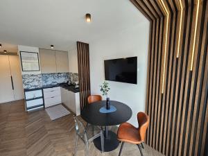 Η κουζίνα ή μικρή κουζίνα στο Horizon Vista - New - Premium - Parking