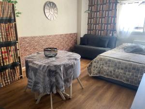 Χώρος καθιστικού στο Jolie studio Saint CYPRIEN 100m de la plage commerce et animation