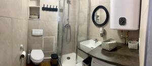 Ένα μπάνιο στο Jolie studio Saint CYPRIEN 100m de la plage commerce et animation +5 φωτογραφίες