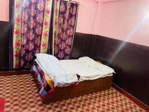 Postel nebo postele na pokoji v ubytování Hotel gaule