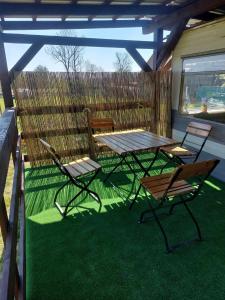 Κήπος έξω από το Siedlisko Kalimera