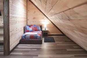Istumisnurk majutusasutuses The Secluded Reset Button Cabin