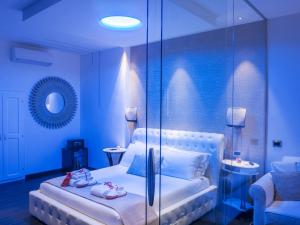A bed or beds in a room at Navona Living Rome