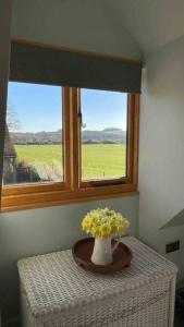 Gallery image of The Nest BnB 'mini suite' in Dorchester on thames