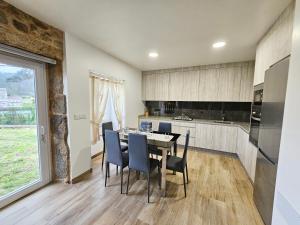 Køkken eller tekøkken på Casa da Colorada - Costa da Morte