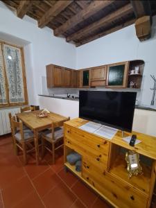 Η κουζίνα ή μικρή κουζίνα στο Garden House Trezzo