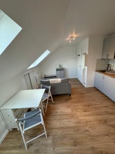 Kuchyň nebo kuchyňský kout v ubytování Studio Saint Cyr + 4 fotografie