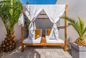 Fotografie z fotogalerie ubytování House with pool Ledenko v destinaci Biograd na Moru
