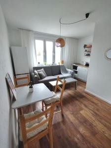 Część wypoczynkowa w obiekcie Apartament Plaża Zachodnia - 400 m do morza