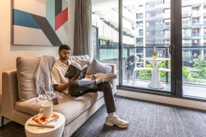 Posezení v ubytování Corporate Living Accommodation Abbotsford