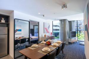 Posezení v ubytování Corporate Living Accommodation Abbotsford