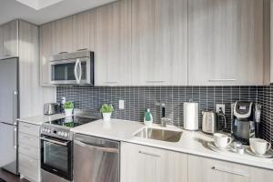 Fotografie z fotogalerie ubytování Epic 2BR Condo with Panoramic CN Tower & City View v destinaci Toronto