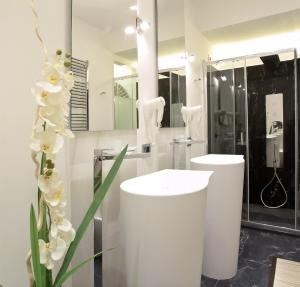 A bathroom at Navona Living Rome