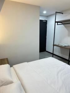 EpochHotel客房内的一张或多张床位