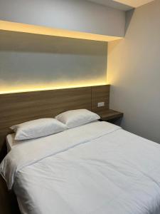 EpochHotel客房内的一张或多张床位