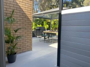 פטיו או אזור חיצוני אחר ב-Modern studio with private patio