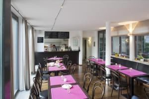 Restaurace v ubytování Tandem Hotel