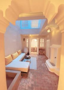 Postel nebo postele na pokoji v ubytování Riad Fiora, private home!!!