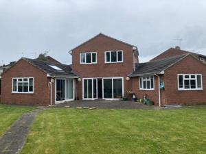 Φωτογραφία από το άλμπουμ του Fully accessible Hampshire Home σε Waterlooville