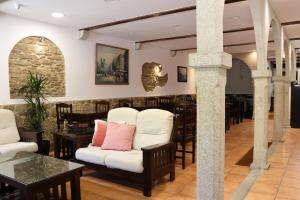 Posedenie v ubytovaní Hotel Pazos Alba