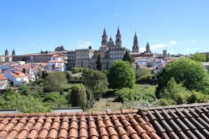 Výhľad na mesto Santiago de Compostela alebo výhľad na mesto priamo z hotela