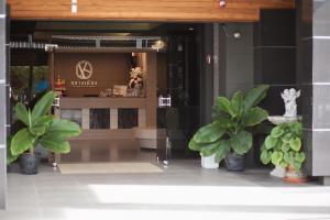 Vstupní hala nebo recepce v ubytování Klaang Muang Hotel (โรงแรมกลางเมือง)