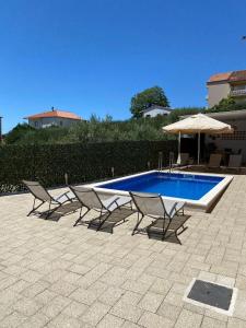 Bazén v ubytování Apartment Ana nebo v jeho okolí