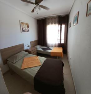 En eller flere senger på et rom på Punta Prima Torrevieja Fantazy01