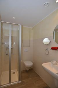 Koupelna v ubytování Hotel Rodenbäck