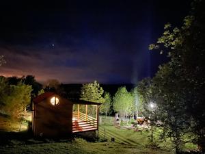 Aed väljaspool majutusasutust Tiny Heaven Chidea