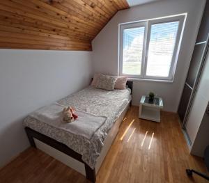 Cama o camas de una habitación en Belgrade: Cozy and spacious 3-room Apt. (93m2)