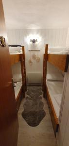 Posteľ alebo postele v izbe v ubytovaní Appartement 4-6 pers proche centre village + 21 fotografií