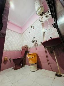 Koupelna v ubytování Ganga Hotel A Budget Stay