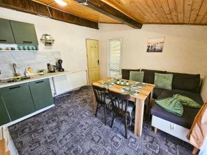 Kuchyň nebo kuchyňský kout v ubytování Guest Rooms- KLEPALSKI House