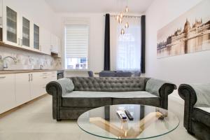 Premium Apartment by Hi5- Near New York Cafe 1073 Budapest, 3 Barcsay utca kép - 2