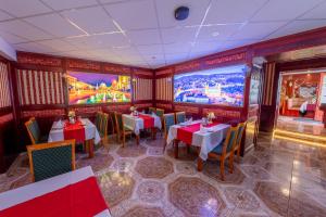 Restaurace v ubytování Szinbád Hotel