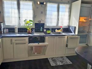 Galeriebild der Unterkunft Villa 4 Ch Plein Centre Havre in Le Havre