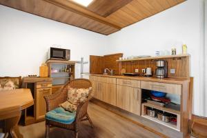 Afbeelding uit fotogalerij van Obere Ferienwohnung im Nebengebäude in Ruhland +16 foto's